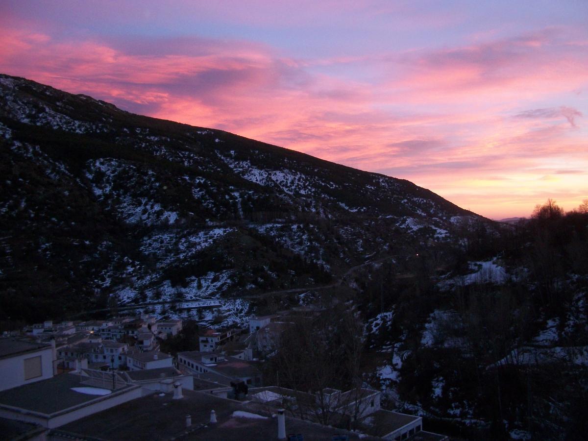 Refugio Alpujarra Alta Bed & Breakfast Trevelez Luaran gambar